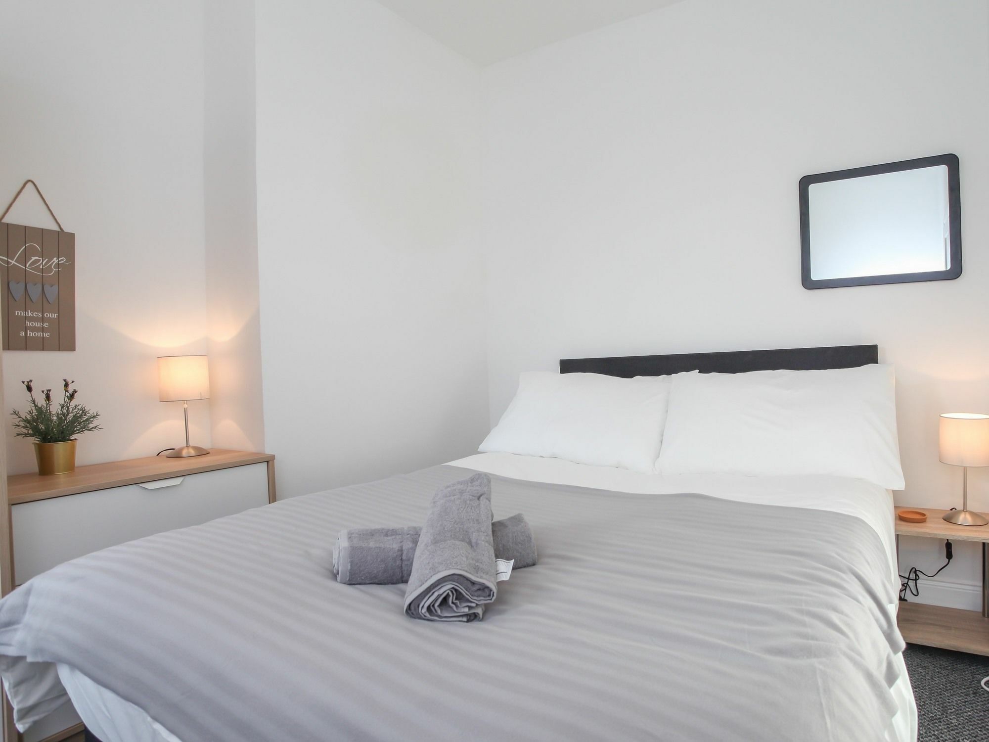 Kingston Serviced Accommodation - Donegall Avenue Belfast Eksteriør billede