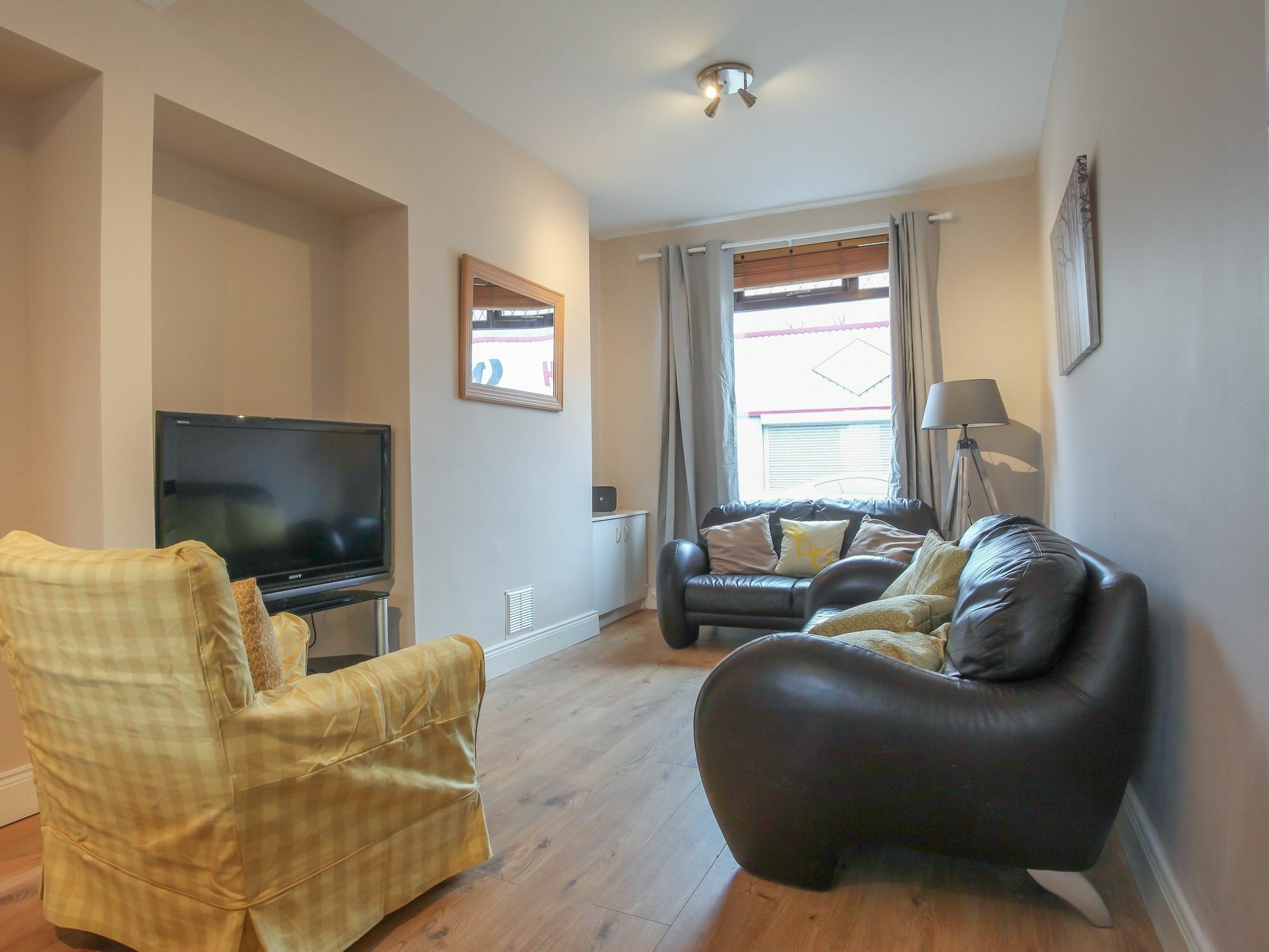Kingston Serviced Accommodation - Donegall Avenue Belfast Eksteriør billede